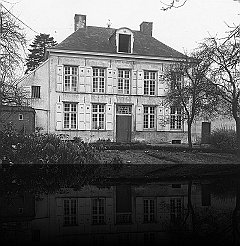 Pastorij voorgevel